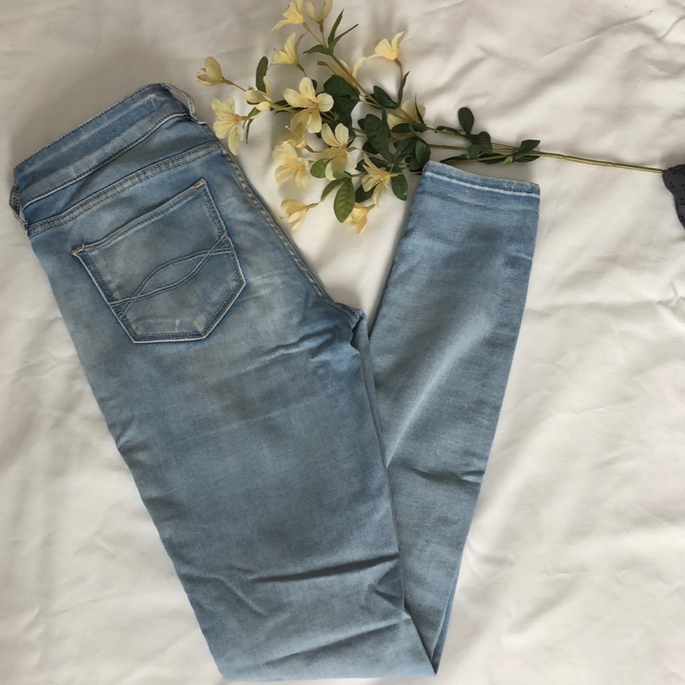 Abercrombie size 2 jeans